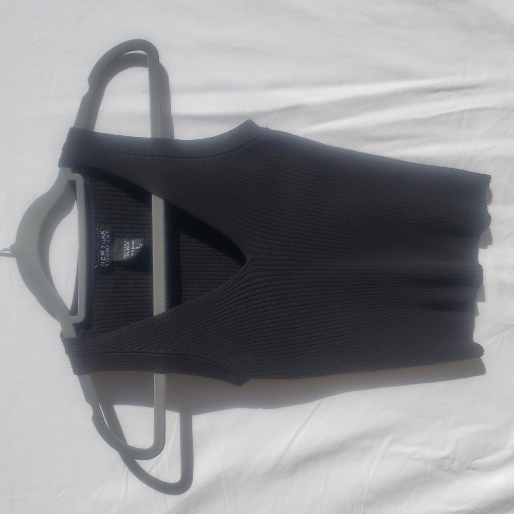 New York and Company black tank top